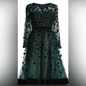 Mac Duggal Elegant Velvet Floral Cocktail Dress in Emerald Green size 16